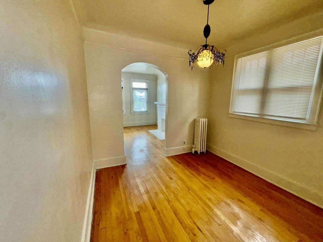 2681 Pasadena Street, Unit 2 upper - Photo 6 of 9