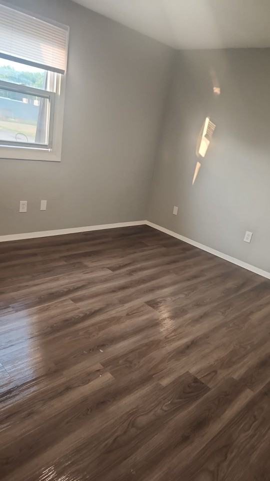 1818 E 42nd St #1818 - Photo 7 of 22