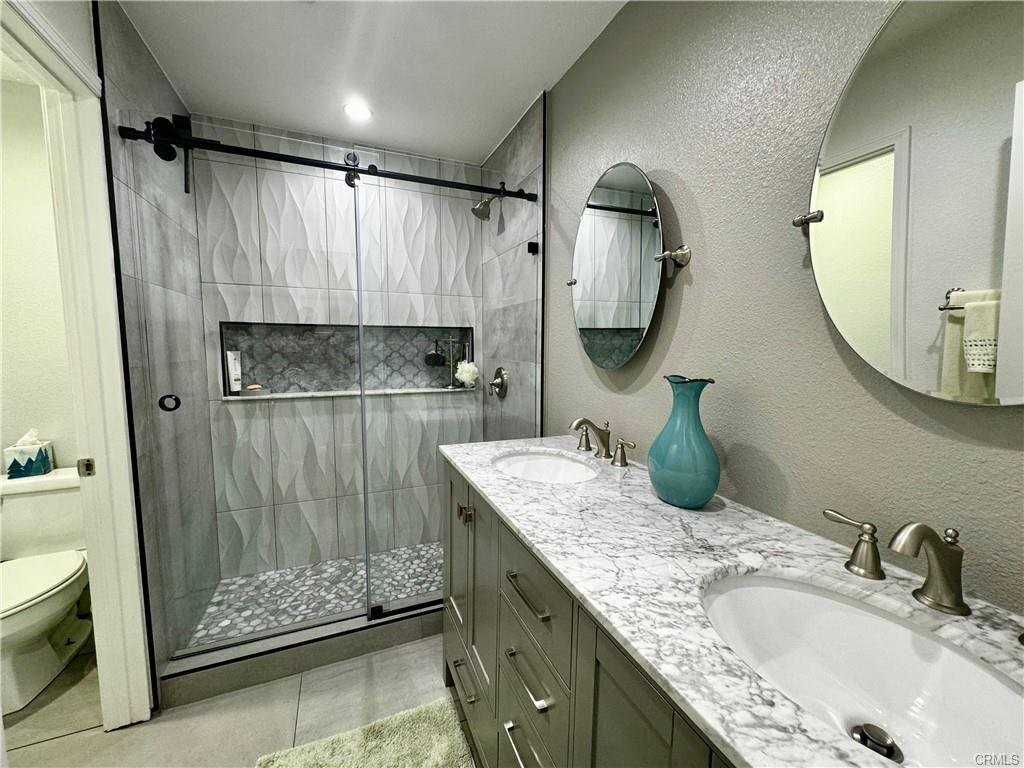 13 Eastridge - Photo 3 of 8