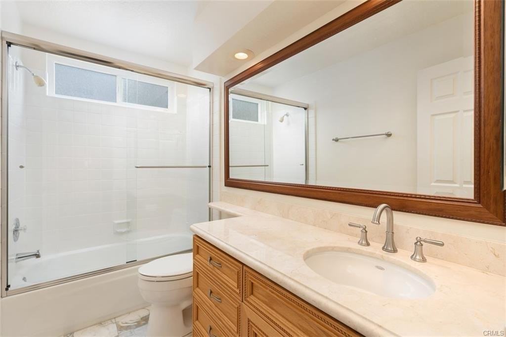 3 Danforth Ave - Photo 2 of 8