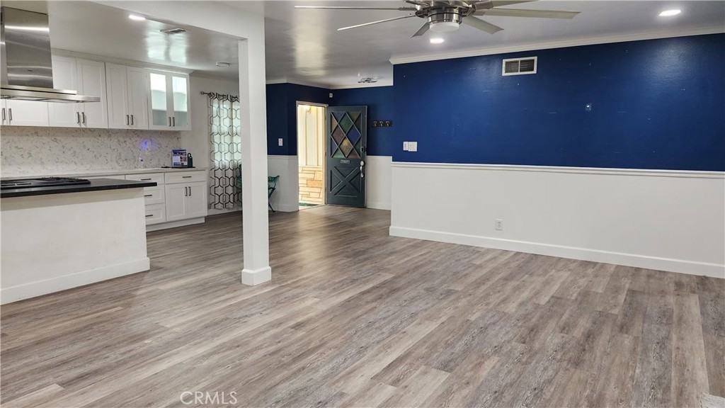 10672 Pendleton St - Photo 3 of 19