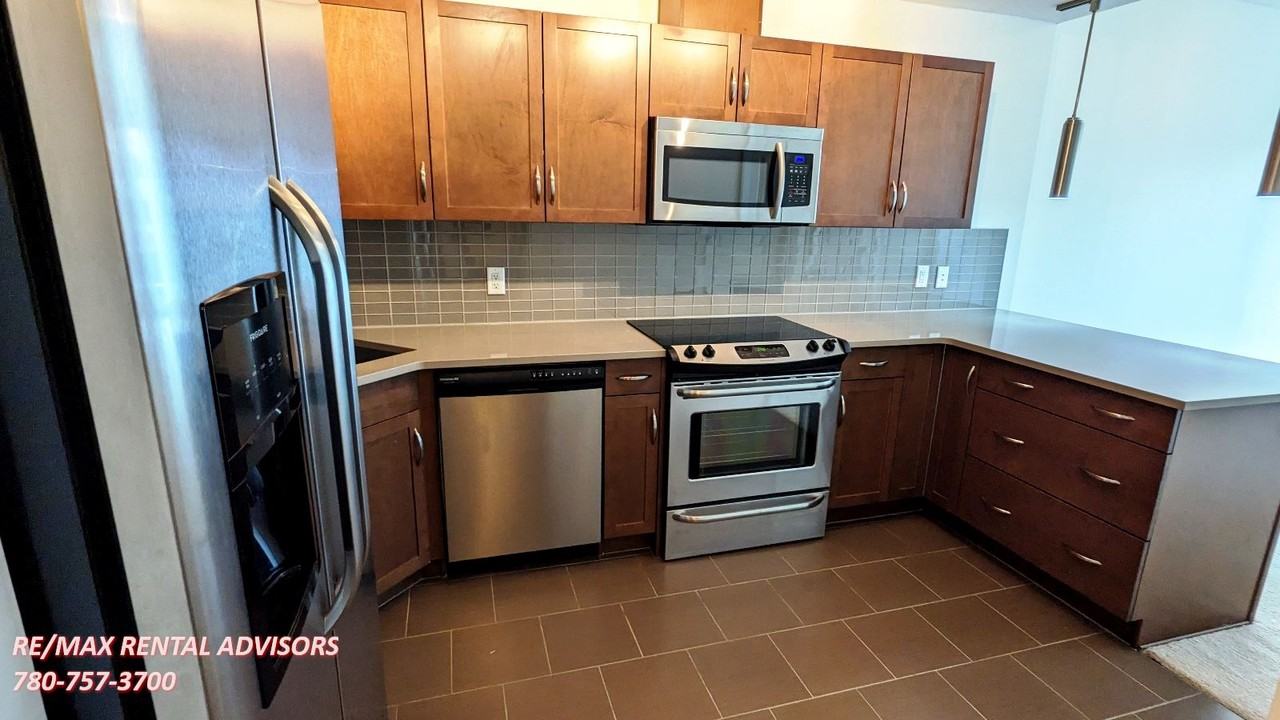 1320 1 St Sw - Photo 3 of 20