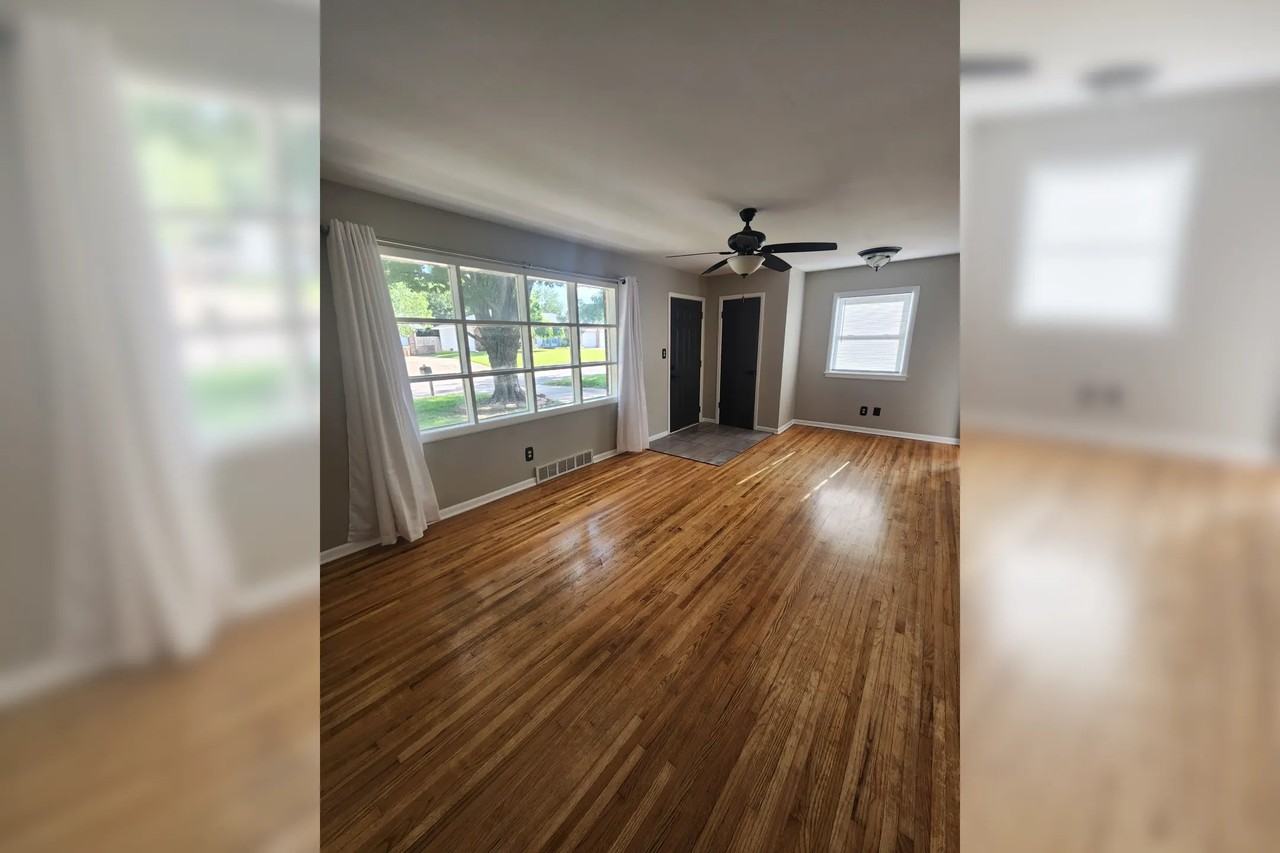 200 E Park Lane St - Photo 2 of 10