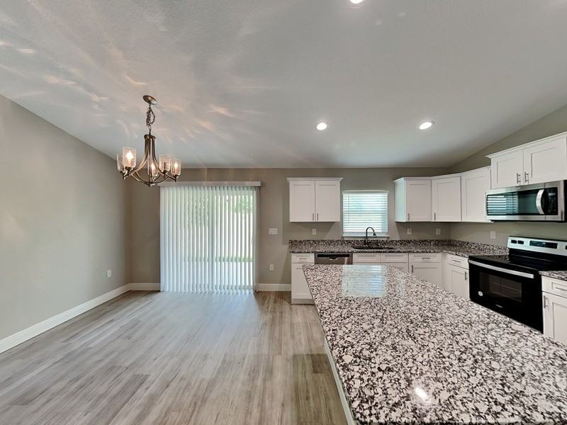 7867 N Manville Rd - Photo 4 of 17