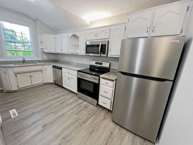 19220 E 5th Street Ct N - Photo 2 of 16