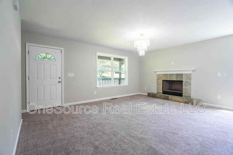 1739 Merry Oak Rd Sw - Photo 3 of 16