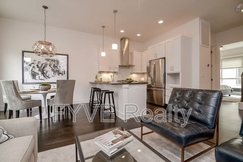 821 Melpark Ct - Photo 2 of 26