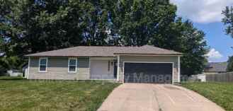 1002 Sw Hereford Dr - Photo 1 of 1