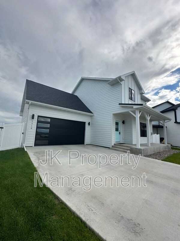 2318 Expedition Ct - Photo 3 of 50