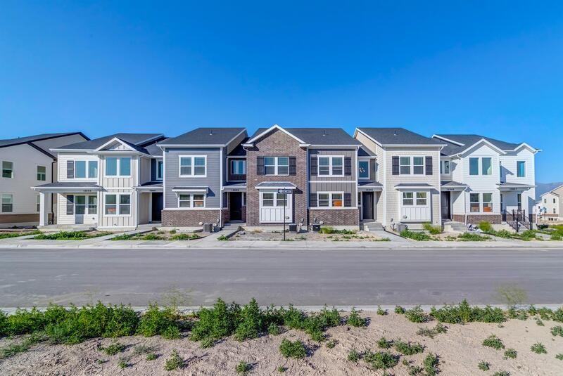 13893 S Little Ridge Ln - Photo 2 of 25