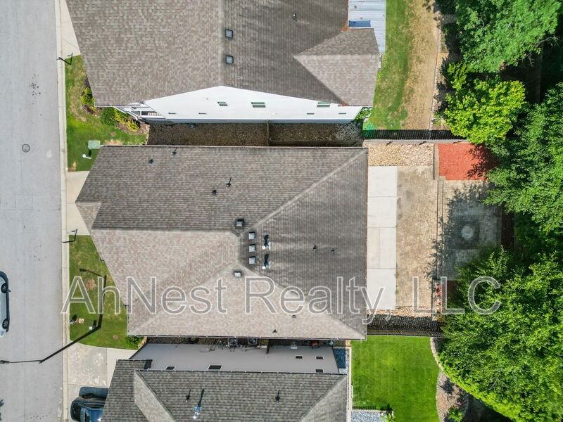 845 Pilot Mountain Way Se - Photo 3 of 30