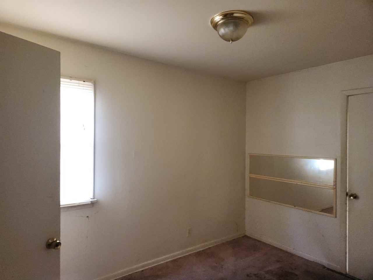 1130 E Harrison Ave - Photo 3 of 6