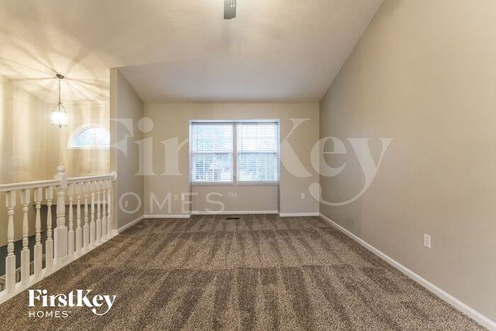 8087 Cardinal Cv E - Photo 3 of 16