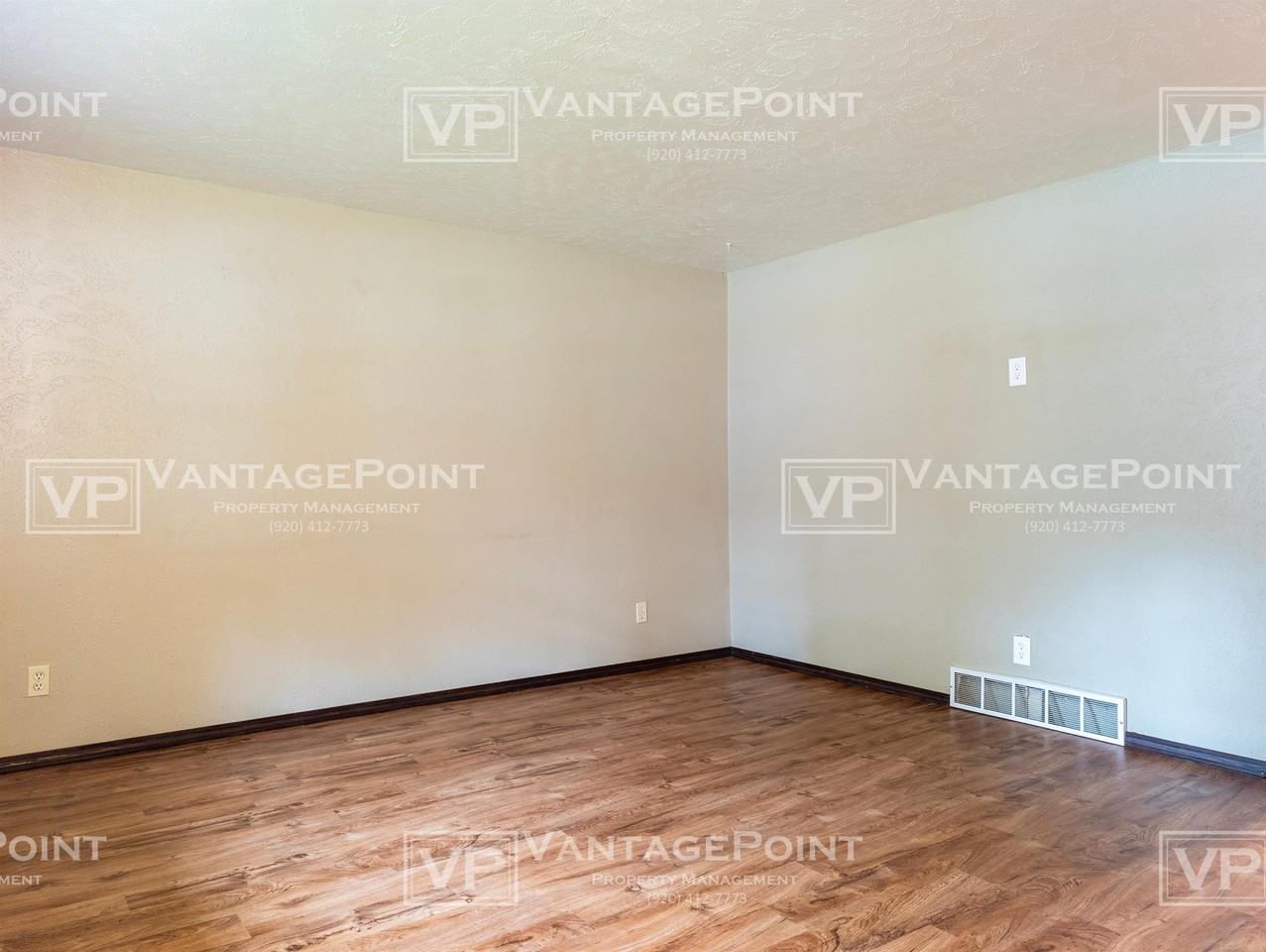 1501 Kellogg St #1501 - Photo 5 of 12