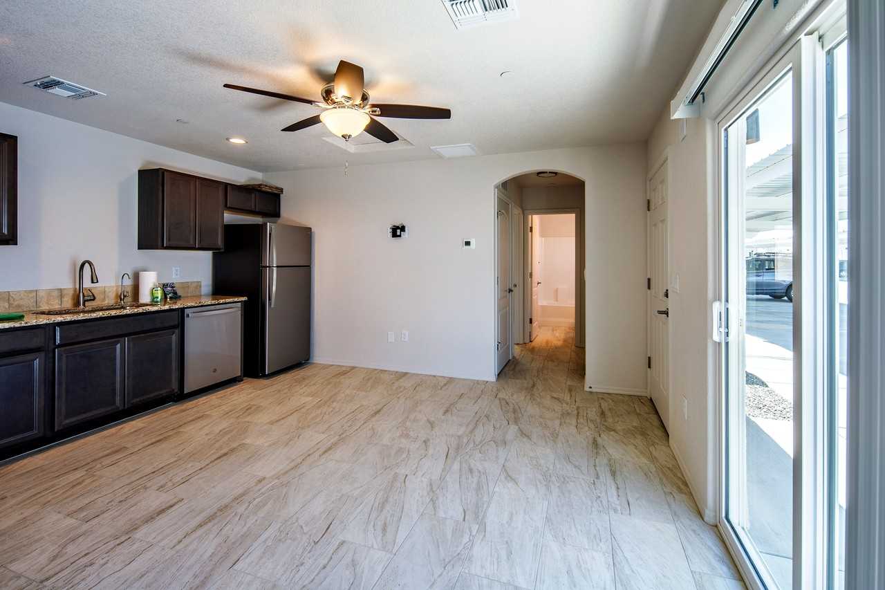 2060 Swanson Avenue - 2 BD 2 BA #2BD2BA - Photo 4 of 27