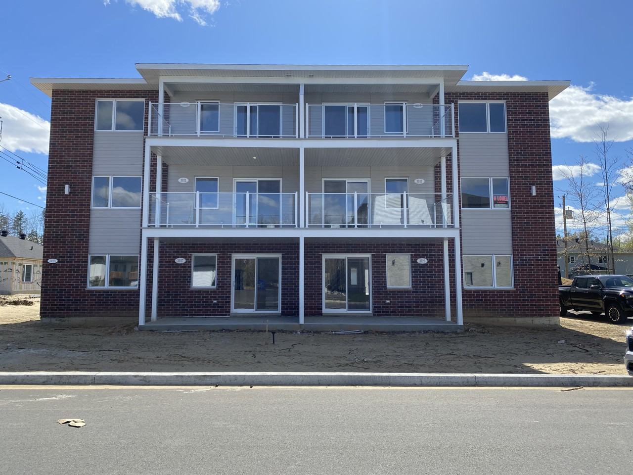 3025 rue Andante, Trois - Photo 2 of 50