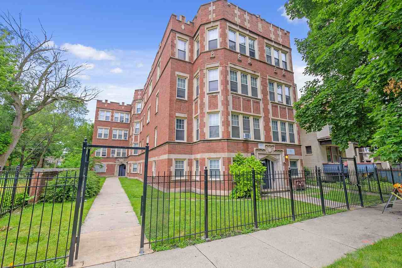 11214-18 S Indiana - Photo 3 of 9