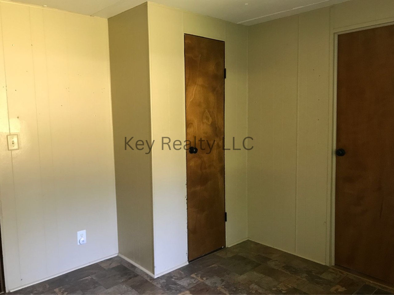 48 Little John Ln - Photo 4 of 9