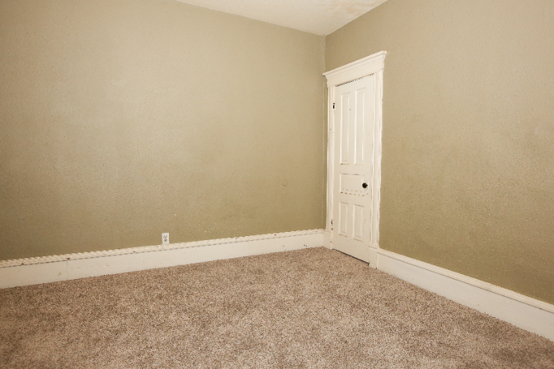 644 Van Buren St Ne #2 - Photo 3 of 13