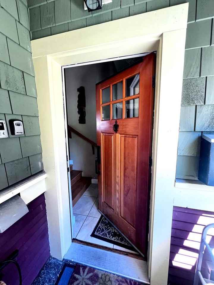 2356 2356 West 5th Avenue - Photo 2 of 10