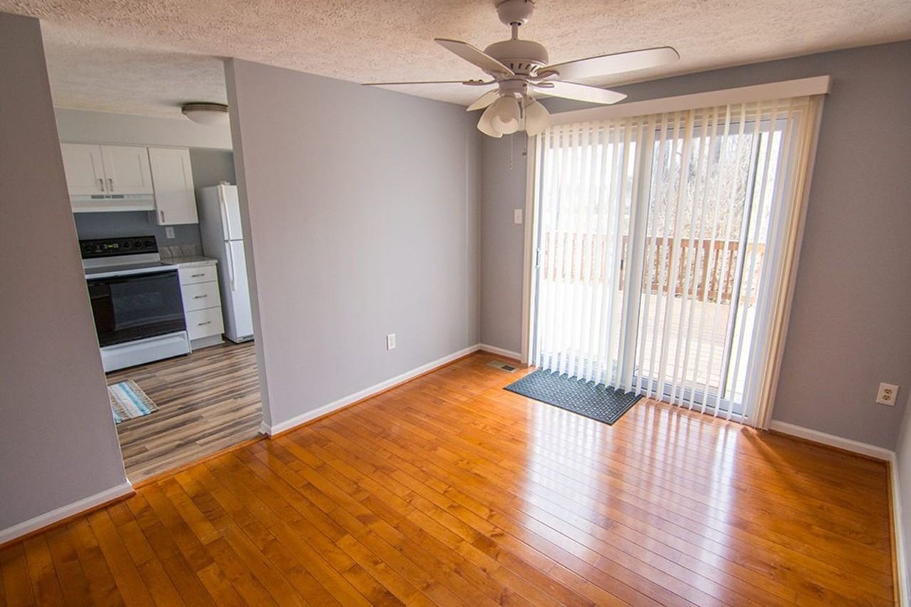 7821 White Cliff Ter - Photo 7 of 17
