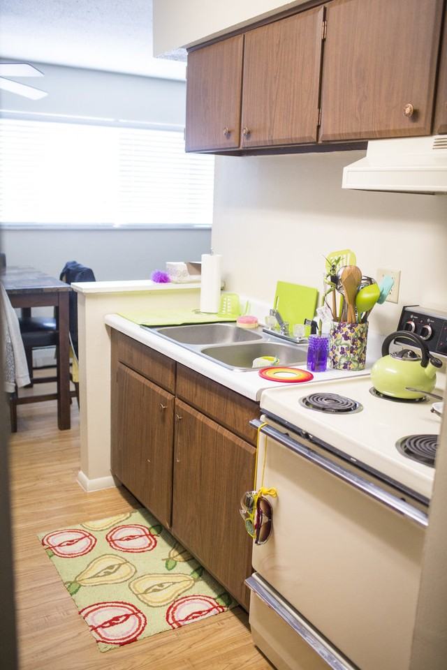 2032 9th St - Photo 3 of 14