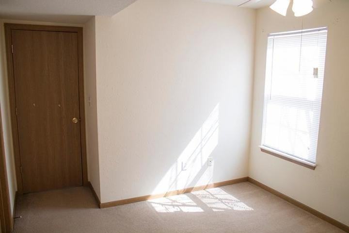 3510 Zinnia Dr - Photo 5 of 11