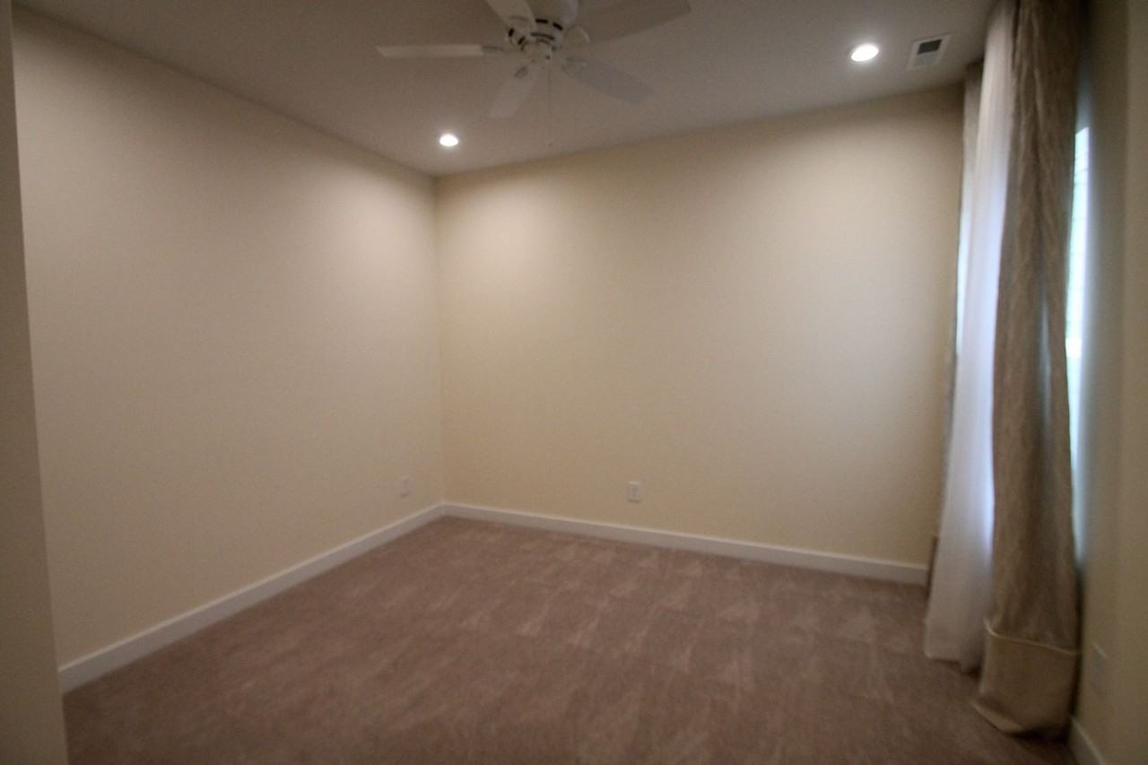 657 Crudent Rd - Photo 3 of 47