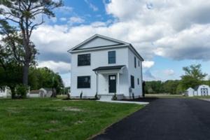 featured image of 674 N Bedford St