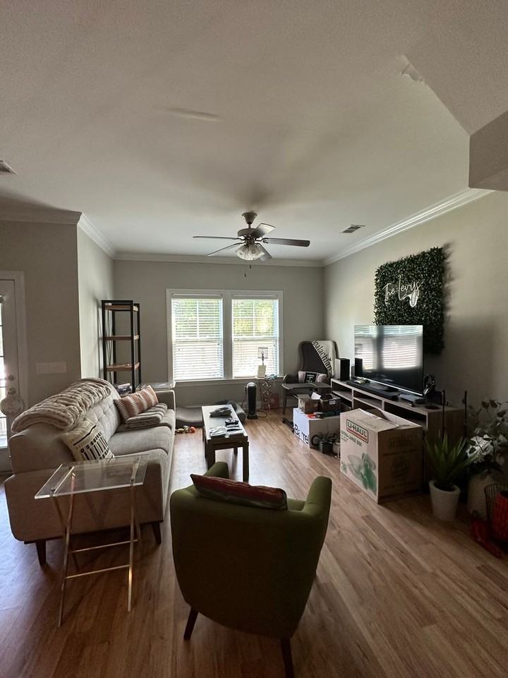4248 Scharite St - Photo 5 of 15