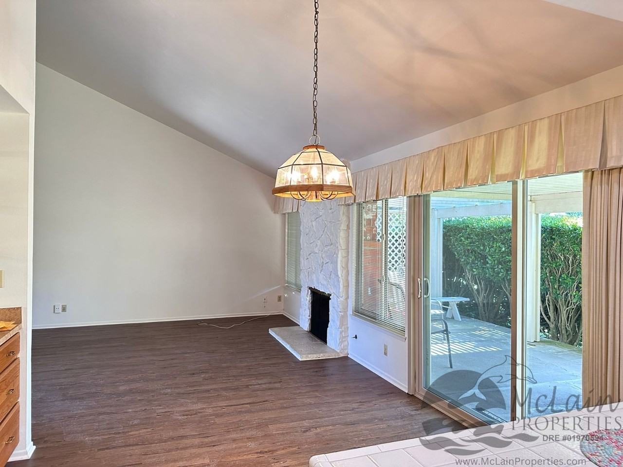 1128 La Casa Ln - Photo 2 of 10