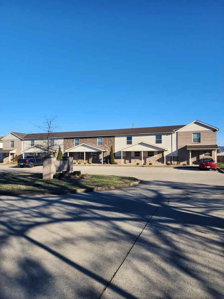 100 Willow View Ln #504 - Photo 6 of 17