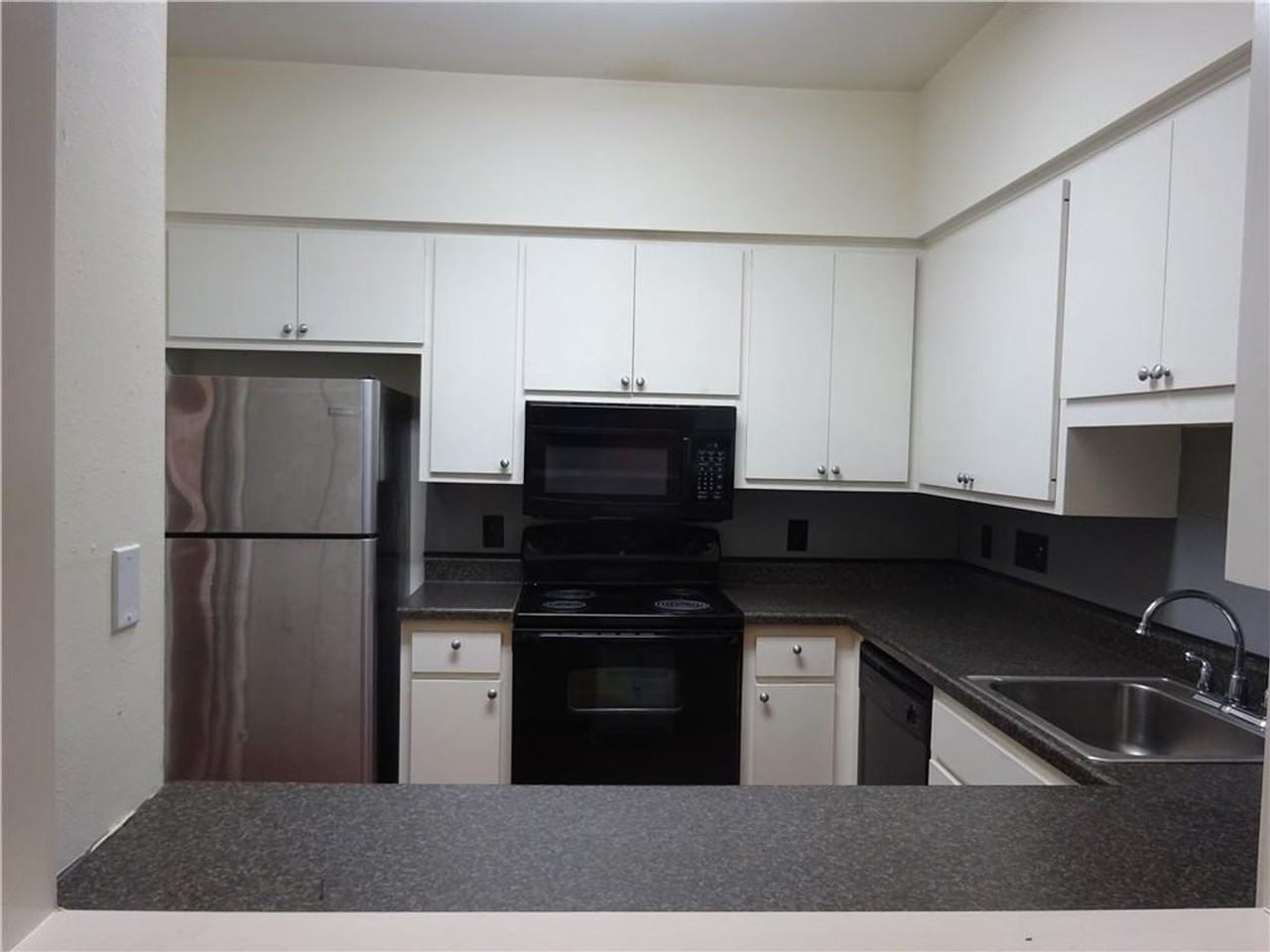3200 Duval St #204 - Photo 7 of 16