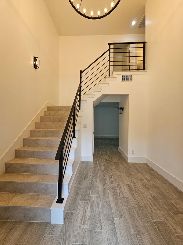 1313 N Calhoun St - Photo 2 of 16