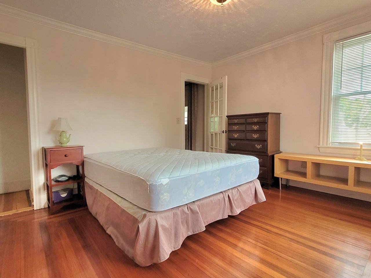 118 Central St #A - Photo 3 of 5