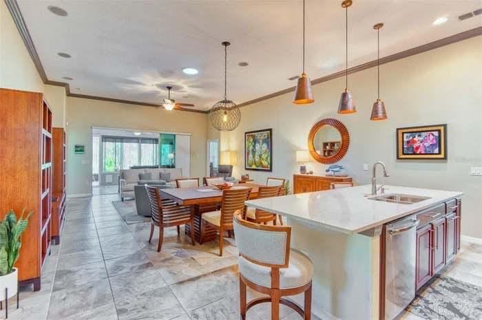 514 San Joaquin Rd - Photo 3 of 13