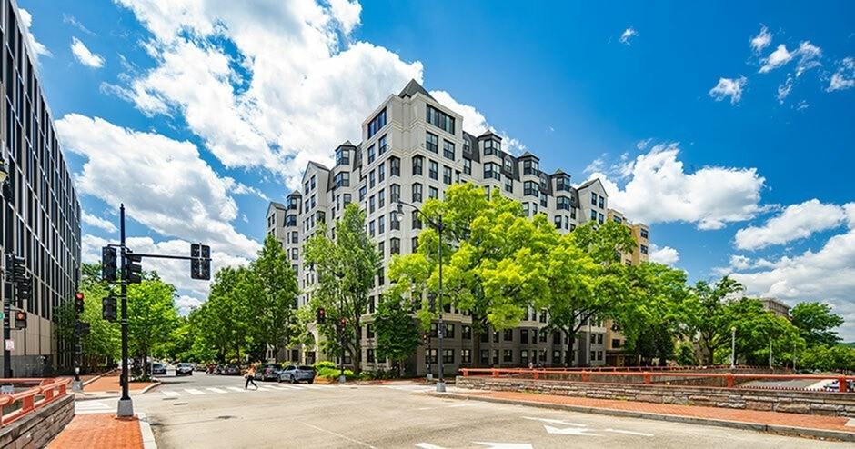 Varsity On K - Photo 5 of 50