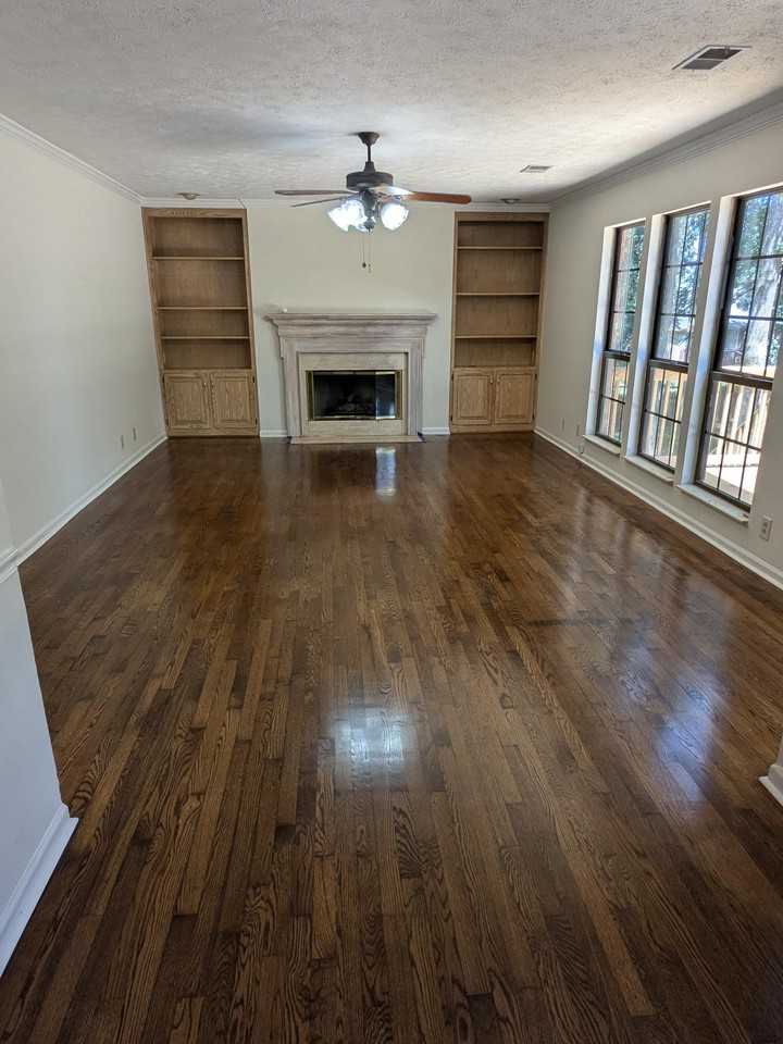 1117 Elkader Ct S #1 - Photo 3 of 21