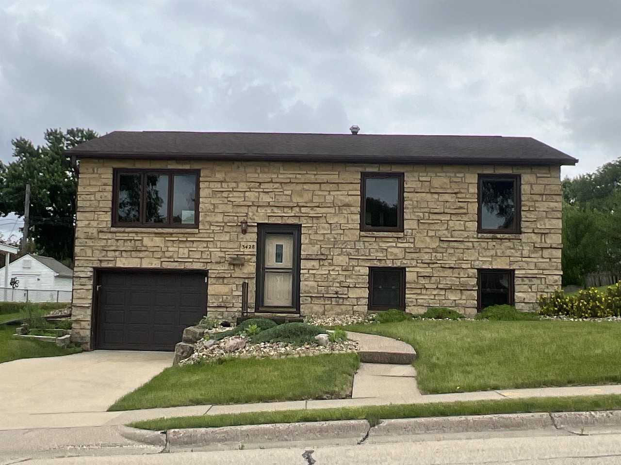 3428 Dove St #1 - Photo 2 of 27