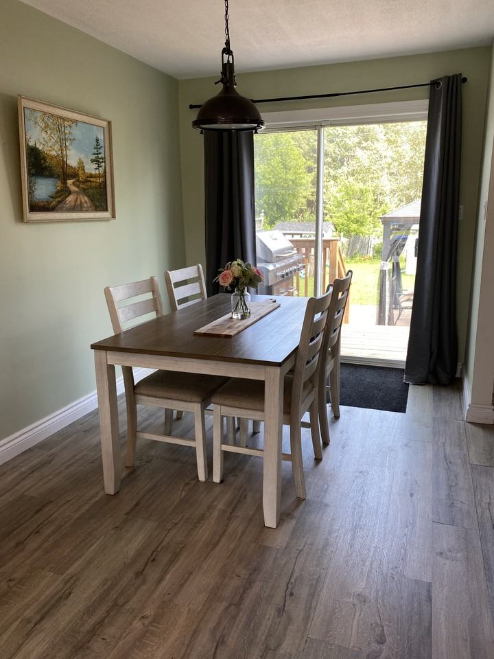 262 Saint Onge Street - Photo 3 of 22