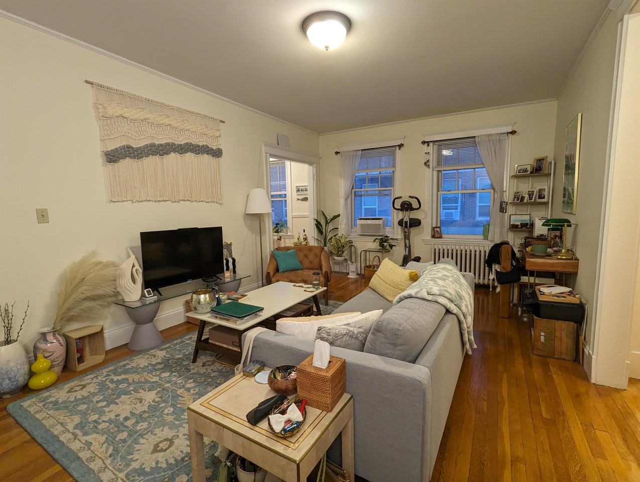 854 Massachusetts Ave #12 - Photo 3 of 16