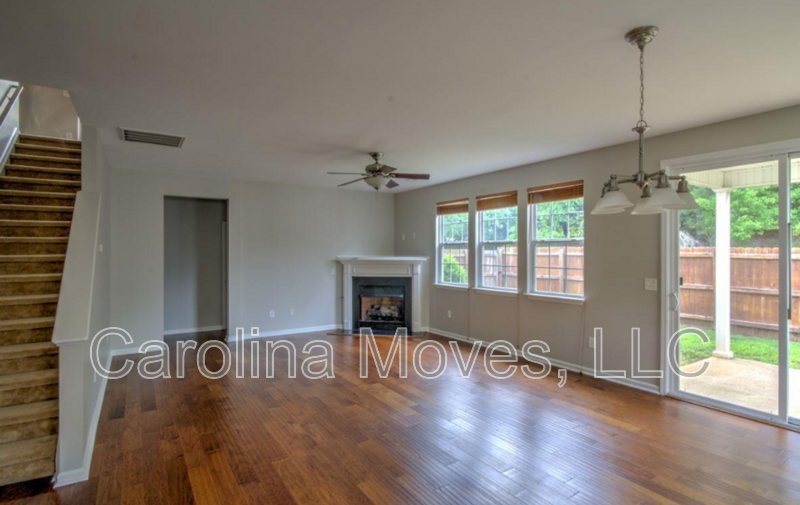 107 Raven Hill Way - Photo 2 of 16