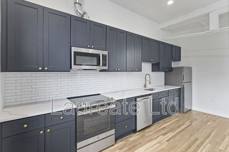 1736 E 31st Ave #2 - Photo 5 of 10