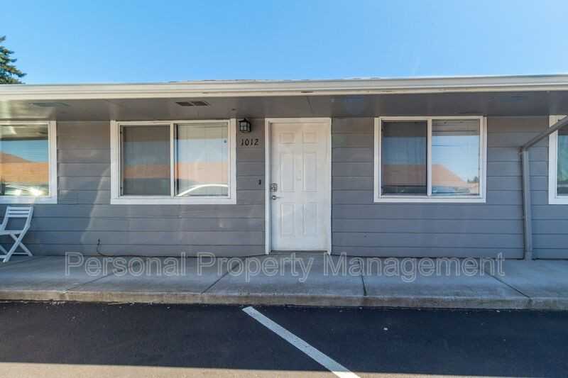 1012 Ne 86th St - Photo 2 of 11