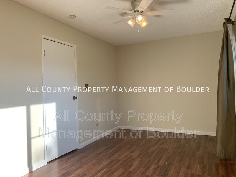 800 W Moorhead Cir #C - Photo 7 of 18