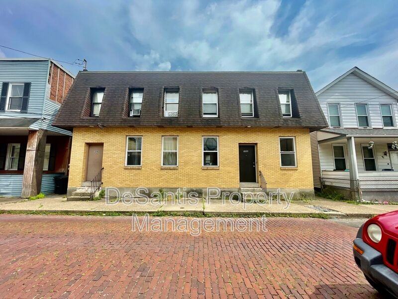 306 Campbell St