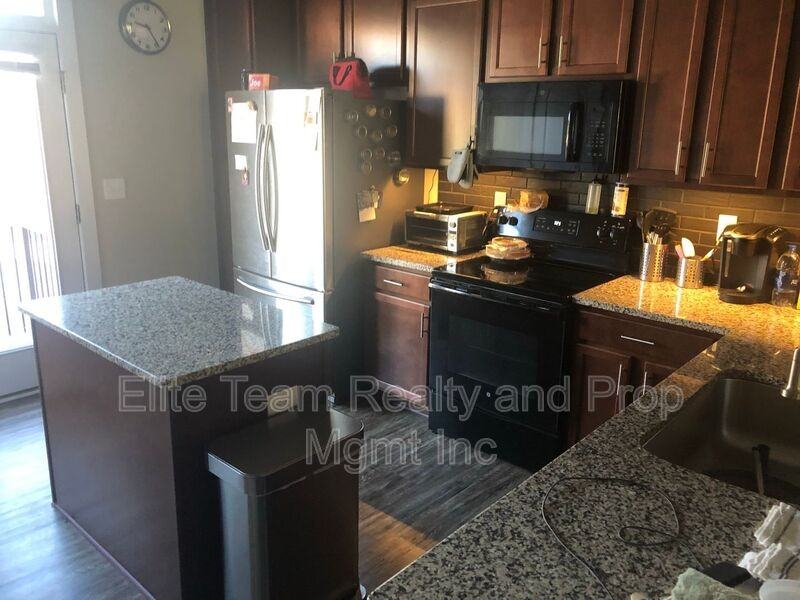 9118 Oban Passage Dr - Photo 3 of 18