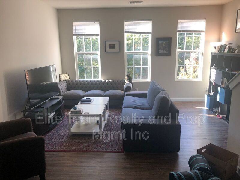 9118 Oban Passage Dr - Photo 5 of 18