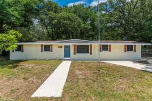 featured image of 205 Pine St