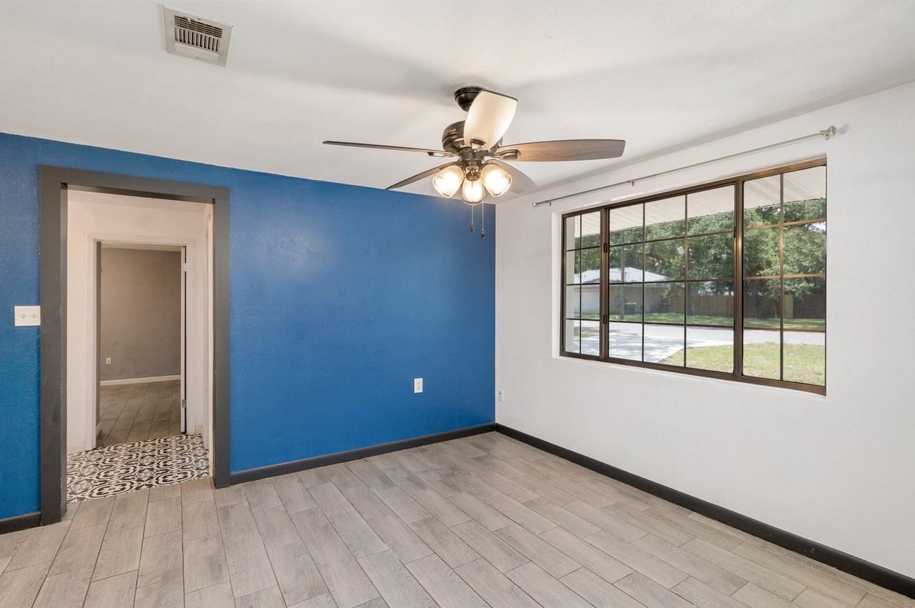 205 Pine St - Photo 6 of 31